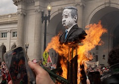 What We Saw at a Mostly Peaceful, Slightly Fiery Anti-Netanyahu Protest in DC