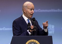 ‘God Save the Queen, Man’: With Biden, Talk of 25th Amendment Is Muted